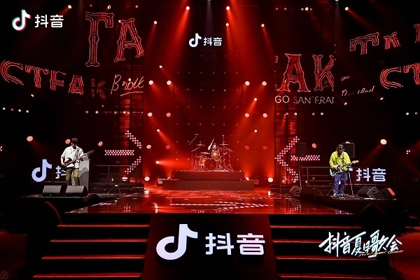 抖音可以开别人的分身吗？